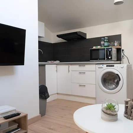 Au Petit Meuble Du Centre * Thonon-les-Bains
